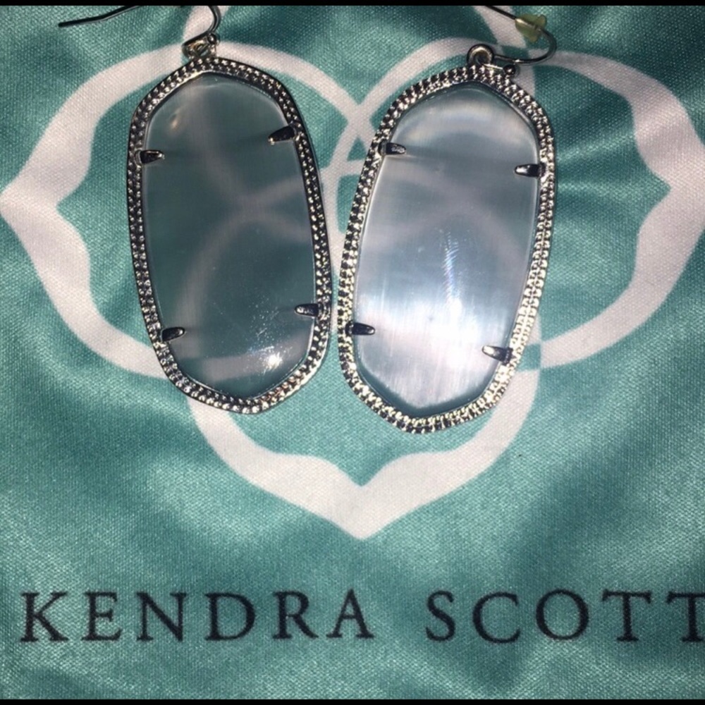 Kendra Scott Silver Danielle earrings